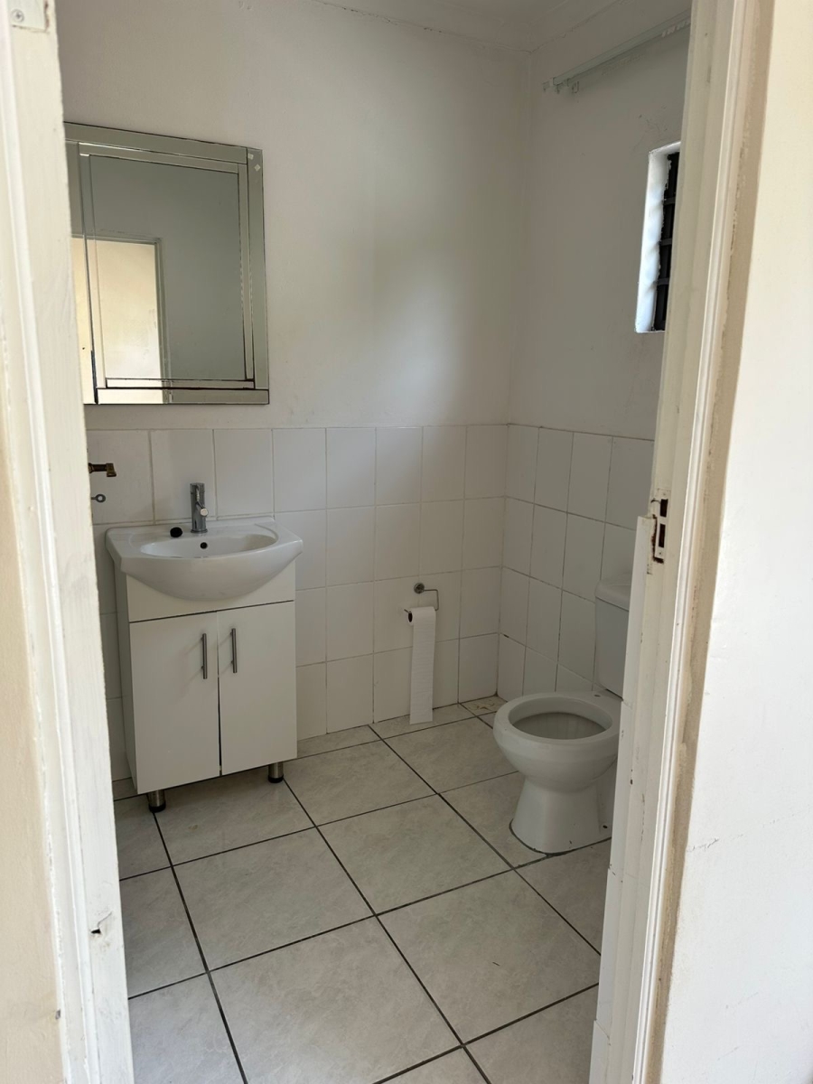 5 Bedroom Property for Sale in Overbaakens Eastern Cape